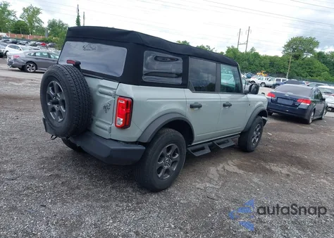 2023 Ford Bronco Big Bend z USA, uszkodzony, nr VIN 1FMEE5BP2PLB15668